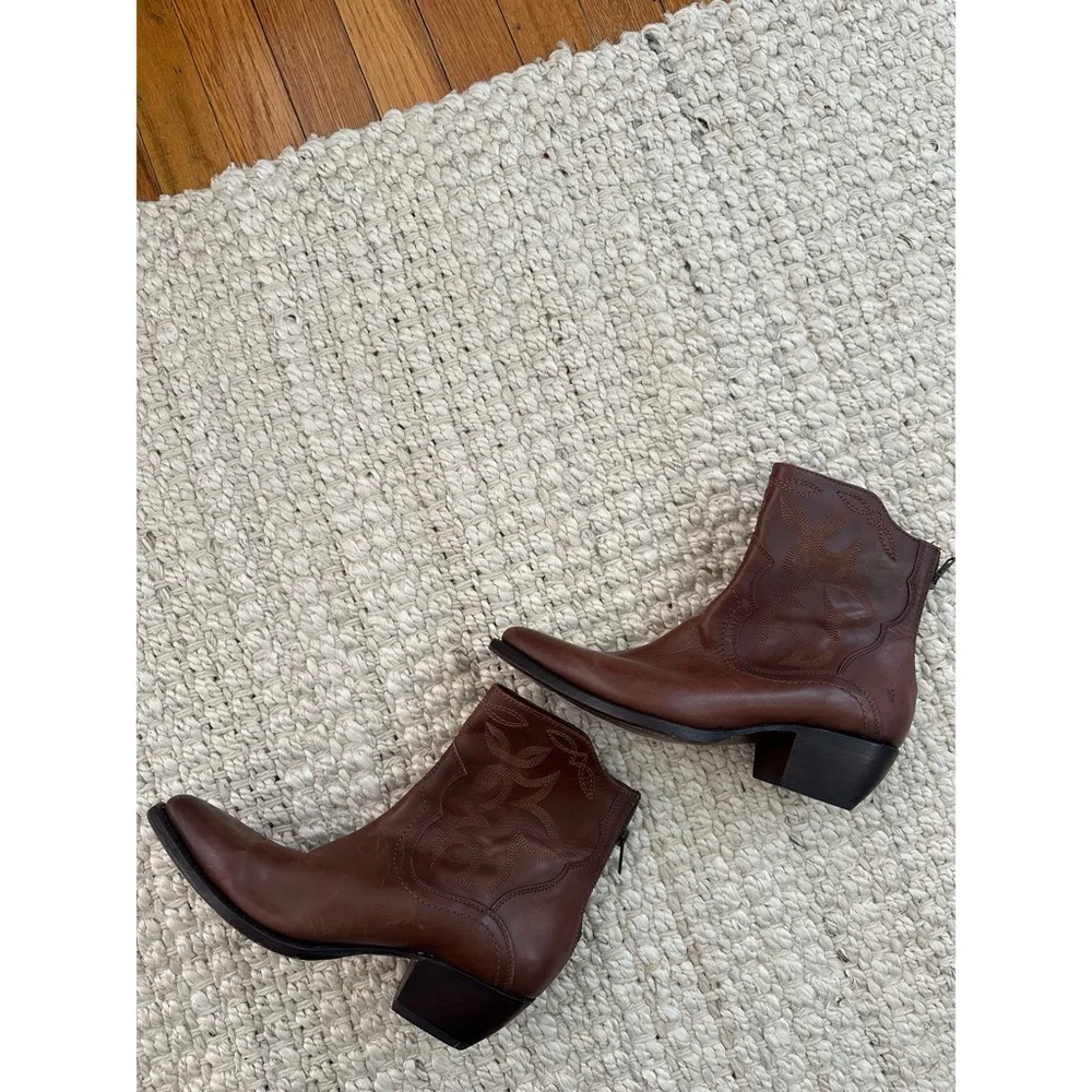 FRYE Boots - Picture 6 of 8